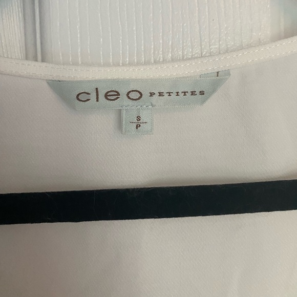 Cleo Petites White Blouse with Brown Buttons - Picture 3 of 6